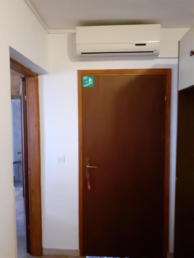 Apartment Marija 乌马格 外观 照片